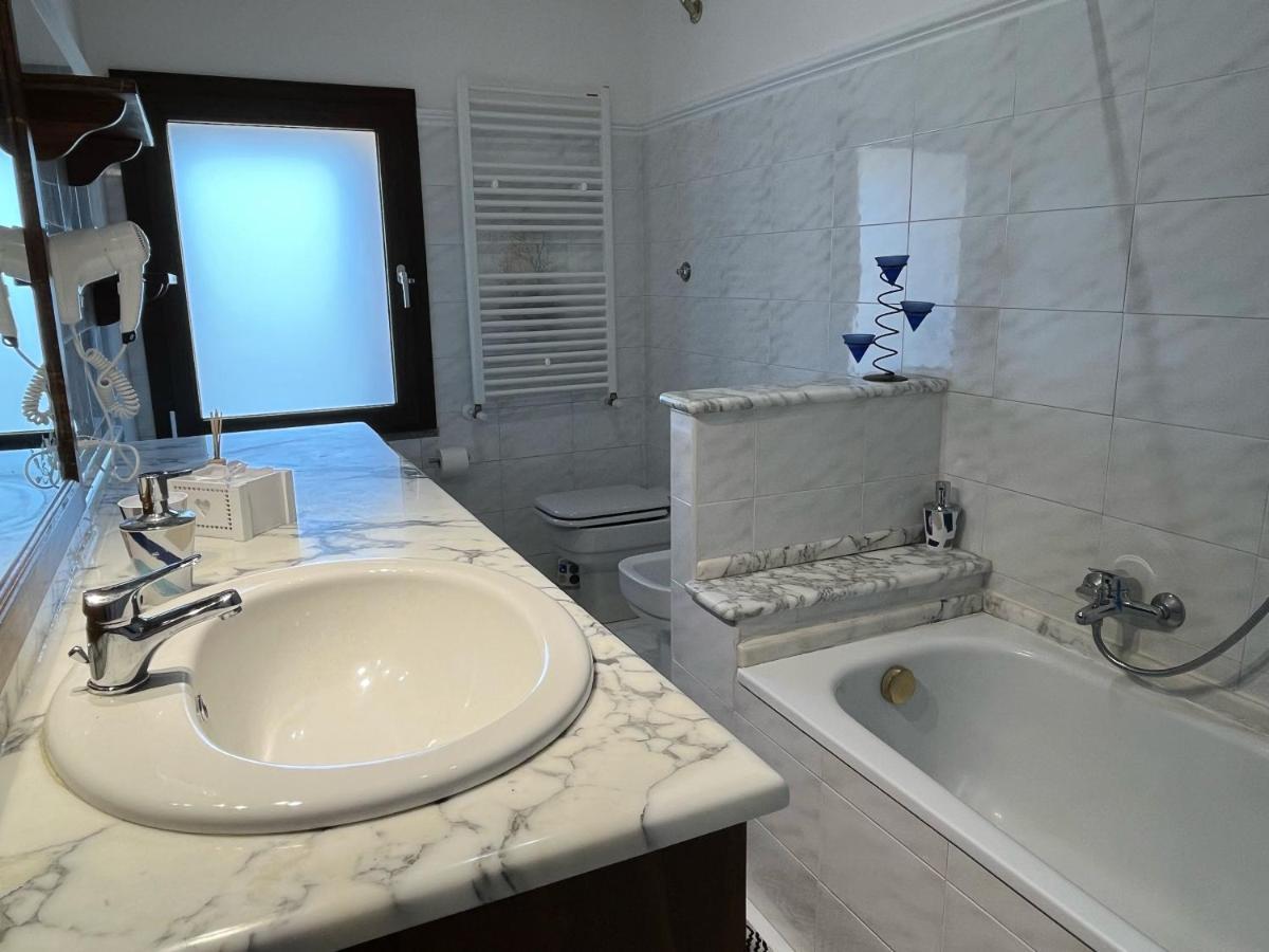 Le Sorgenti Guest House Ilbono Ngoại thất bức ảnh