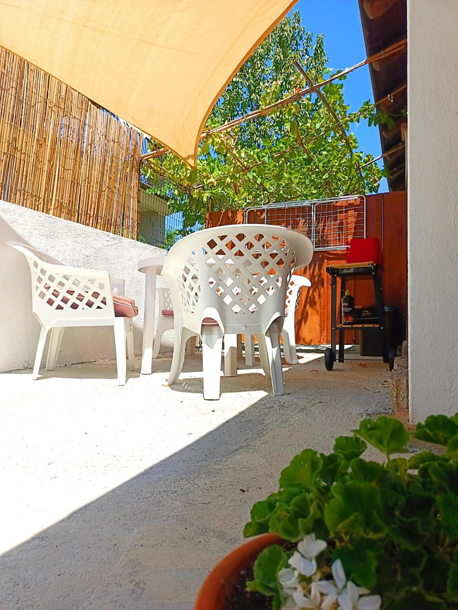 Le Sorgenti Guest House Ilbono Ngoại thất bức ảnh